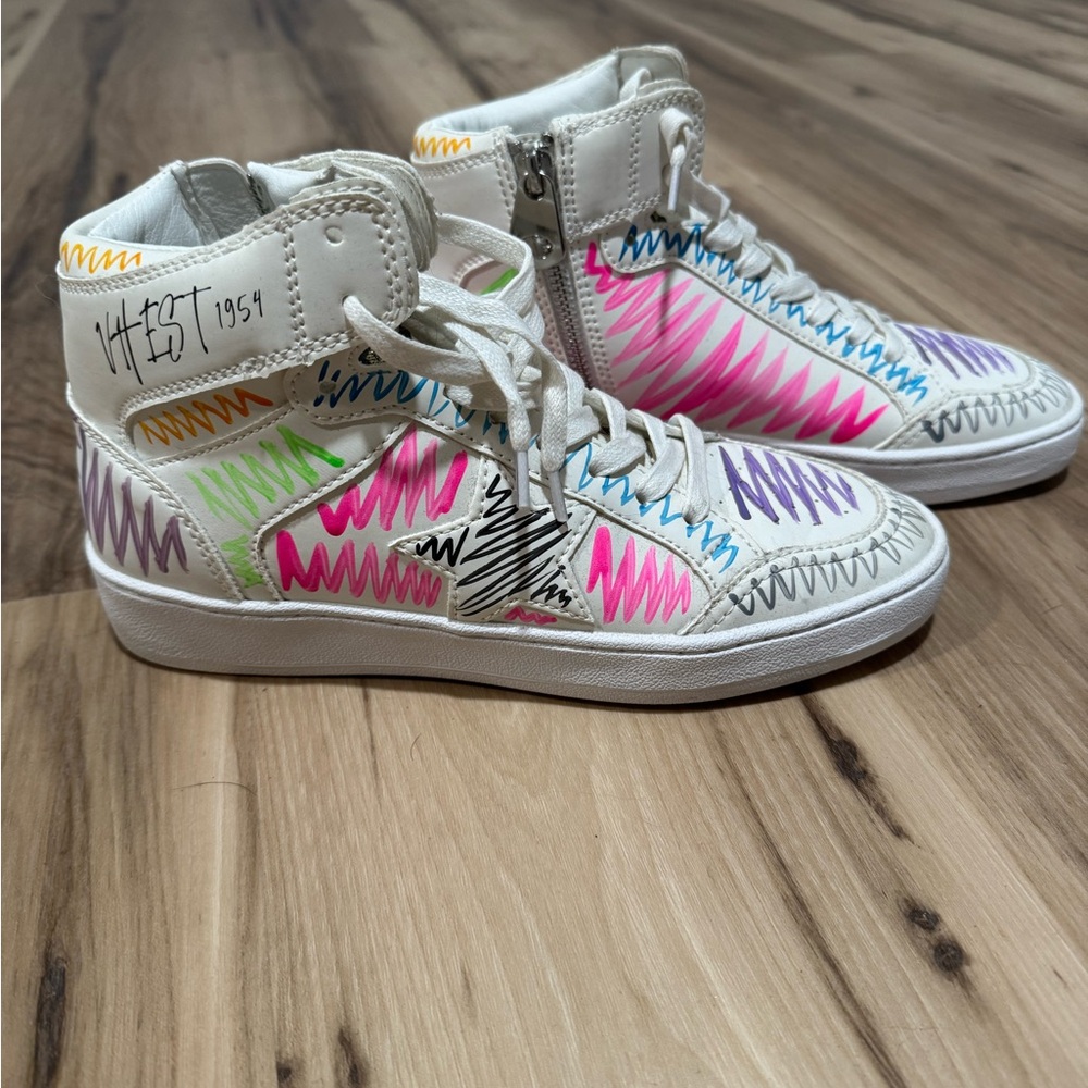 Vintage Havana sneakers. Size 8
